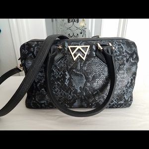Kelly Wynne Purse $100 OBO